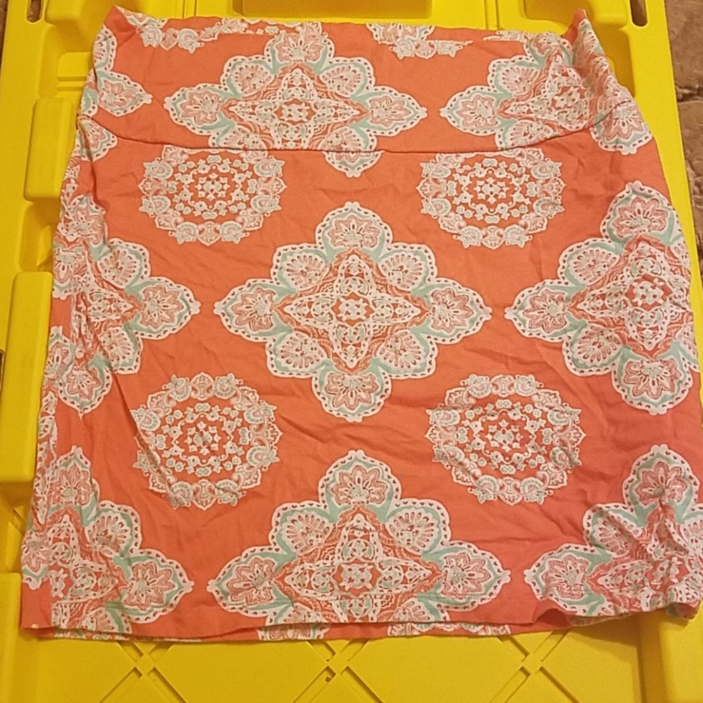 2 skirts - Picture 2 of 4